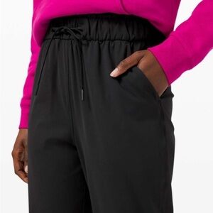 Lululemon Keep Moving Jogger - Size 6